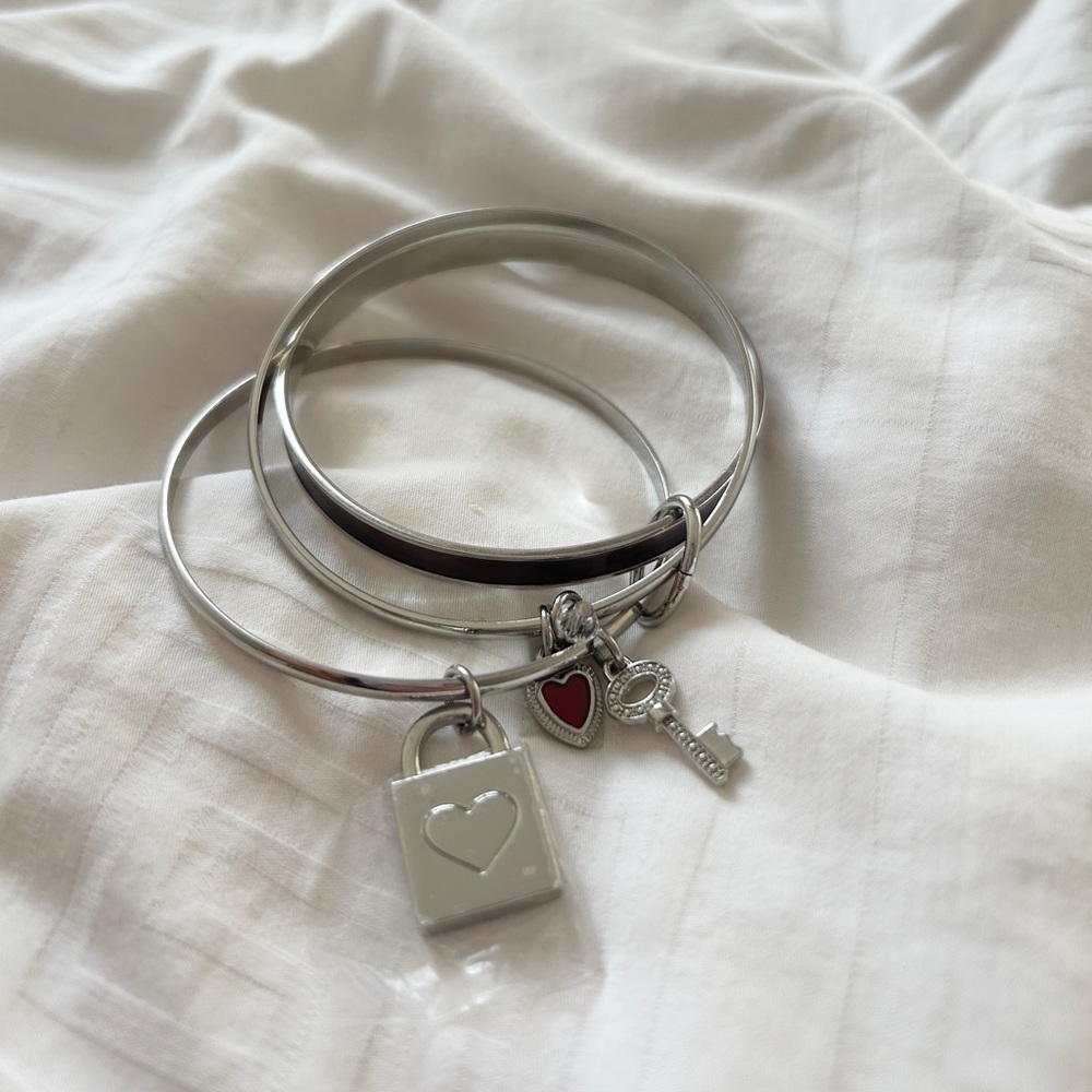 ***BRAND NEW*** Things Remembered Silver Heart Charm Bracelets